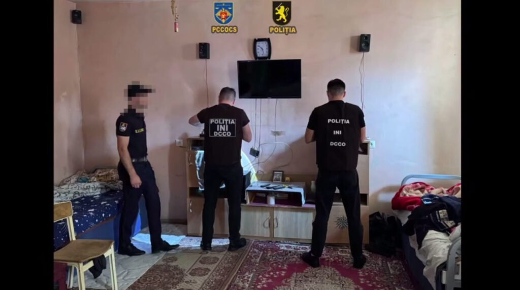 Plan de răpire și șantaj cu 100.000 de dolari, prevenit de INI și PCCOCS. Patru suspecți, inclusiv doi deținuți, vor fi cercetați penal