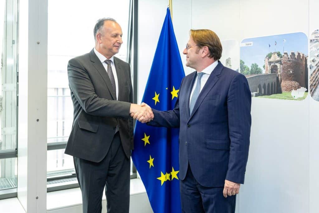 Ministrul Sănătății a discutat la Bruxelles despre integrarea sistemului medical al Republicii Moldova în UE 1 Ministrul Sănătății a discutat la Bruxelles despre integrarea sistemului medical al Republicii Moldova în UE