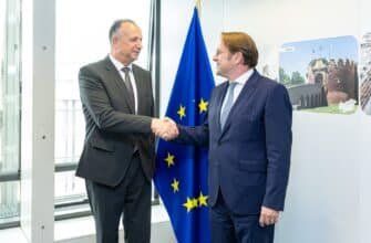 Ministrul Sănătății a discutat la Bruxelles despre integrarea sistemului medical al Republicii Moldova în UE 2 Ministrul Sănătății a discutat la Bruxelles despre integrarea sistemului medical al Republicii Moldova în UE