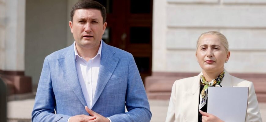 Deputații PSRM au sesizat Procuratura Generală privind verificarea legalității administrării căminelor fostei Universități Agrare
