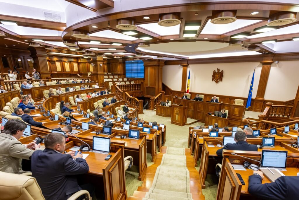 Lucrătorii independenți vor putea beneficia de indemnizație de maternitate și alte prestații sociale 1 Lucrătorii independenți vor putea beneficia de indemnizație de maternitate și alte prestații sociale