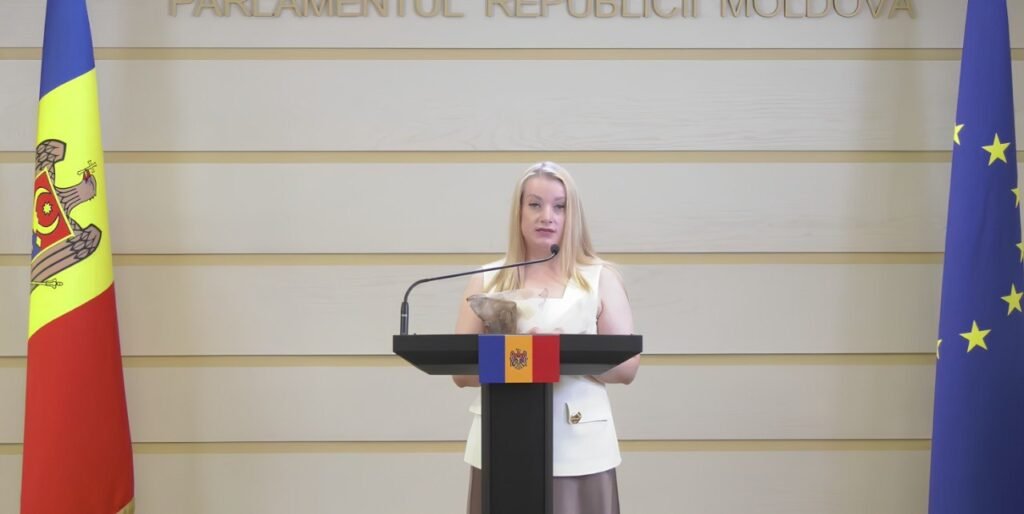 VIDEO// PCRM nu va participa la consultările cu Vasile Tofan. Președinta Diana Caraman: ”Este doar o formalitate. PAS a decis tot”