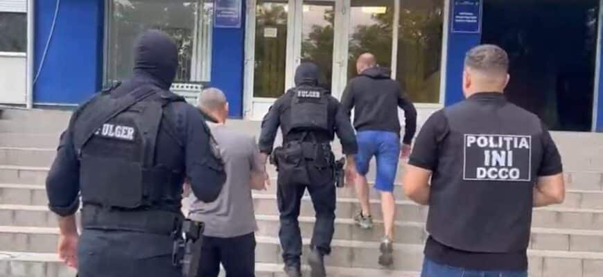 Bancnote provenite din infracțiuni comise în UE, introduse în circuitul financiar din Moldova. Percheziții desfășurate de INI și PCCOCS