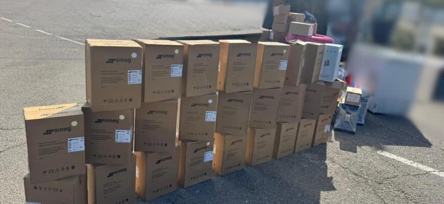 Microbuz din Germania, oprit la vama Leușeni. Bunuri nedeclarate de peste 200.000 de lei, descoperite de vameși