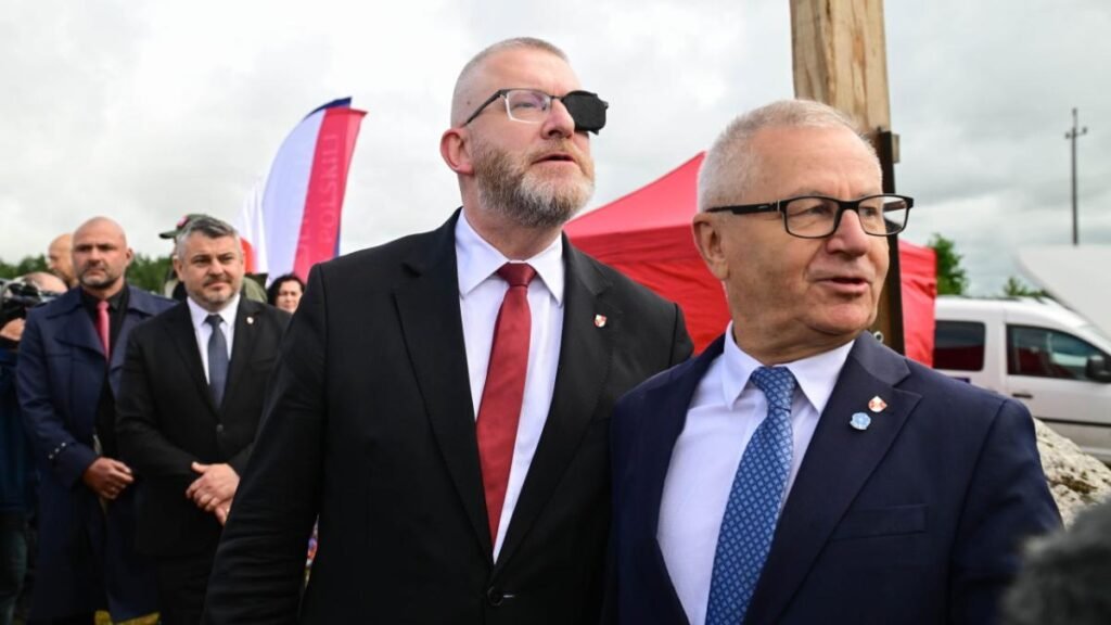Parlamentul European i-a ridicat imunitatea eurodeputatului polonez Grzegorz Braun pentru negarea Holocaustului